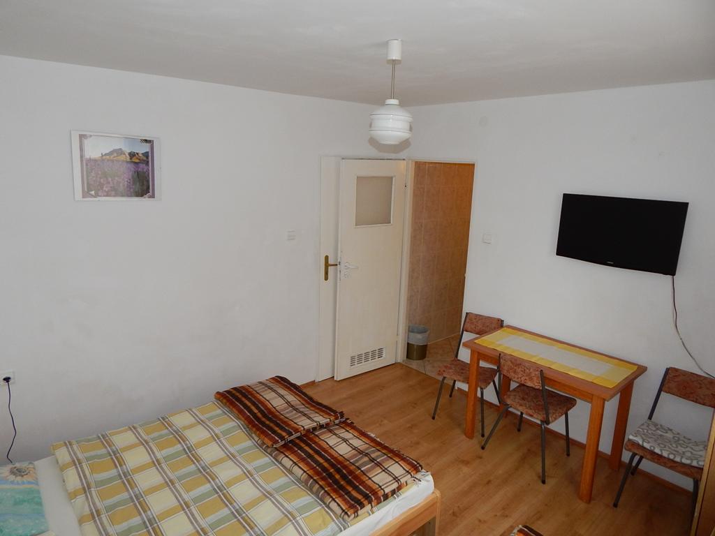 Apartament I Pokoje Aura Dom Wczasowy Darlowko Luaran gambar